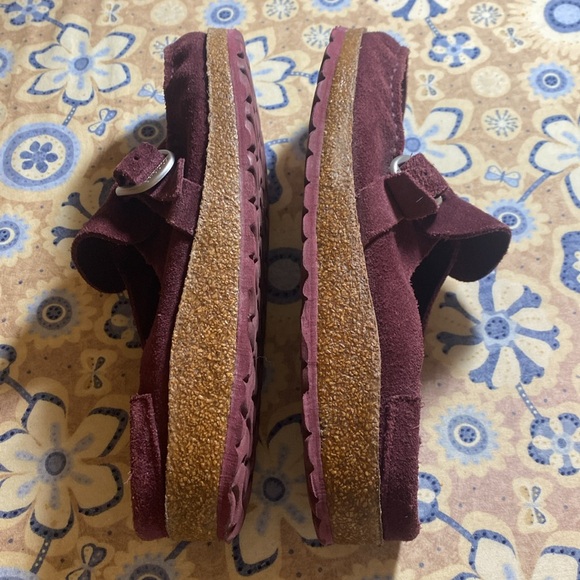 Birkenstock Buckley size 8 Burgundy - Picture 7 of 8